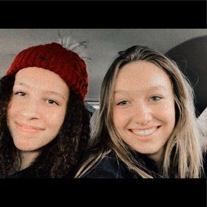 Meet your Posher, Katelyn